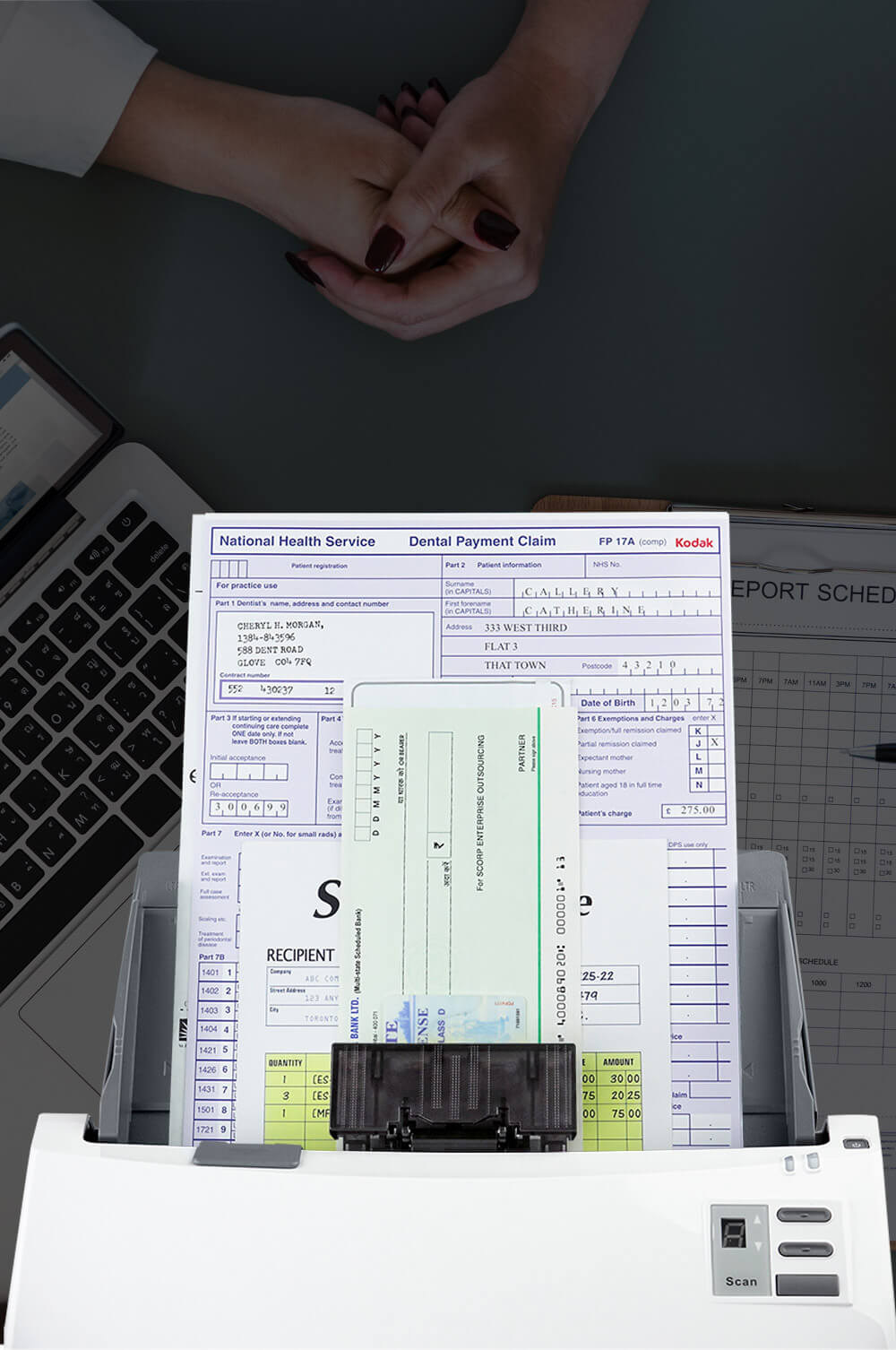 Dieser Scanner kann Dokumente in jeder Größe gleichzeitig scannen und liefert ein perfektes Ergebnis